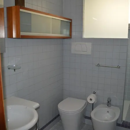 Domus B Corso Francia Ρώμη